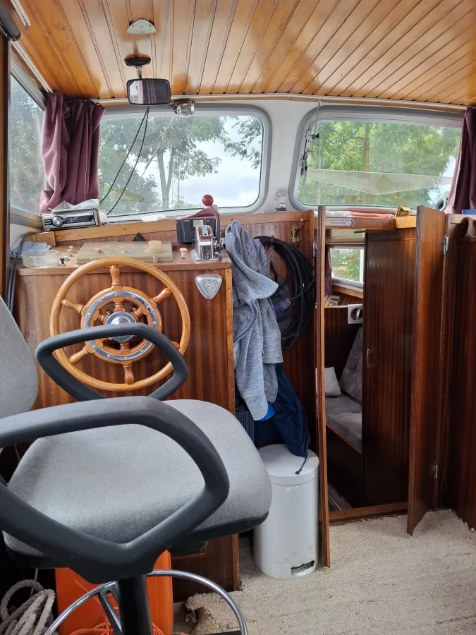 Steel Motorboat Stabila 20