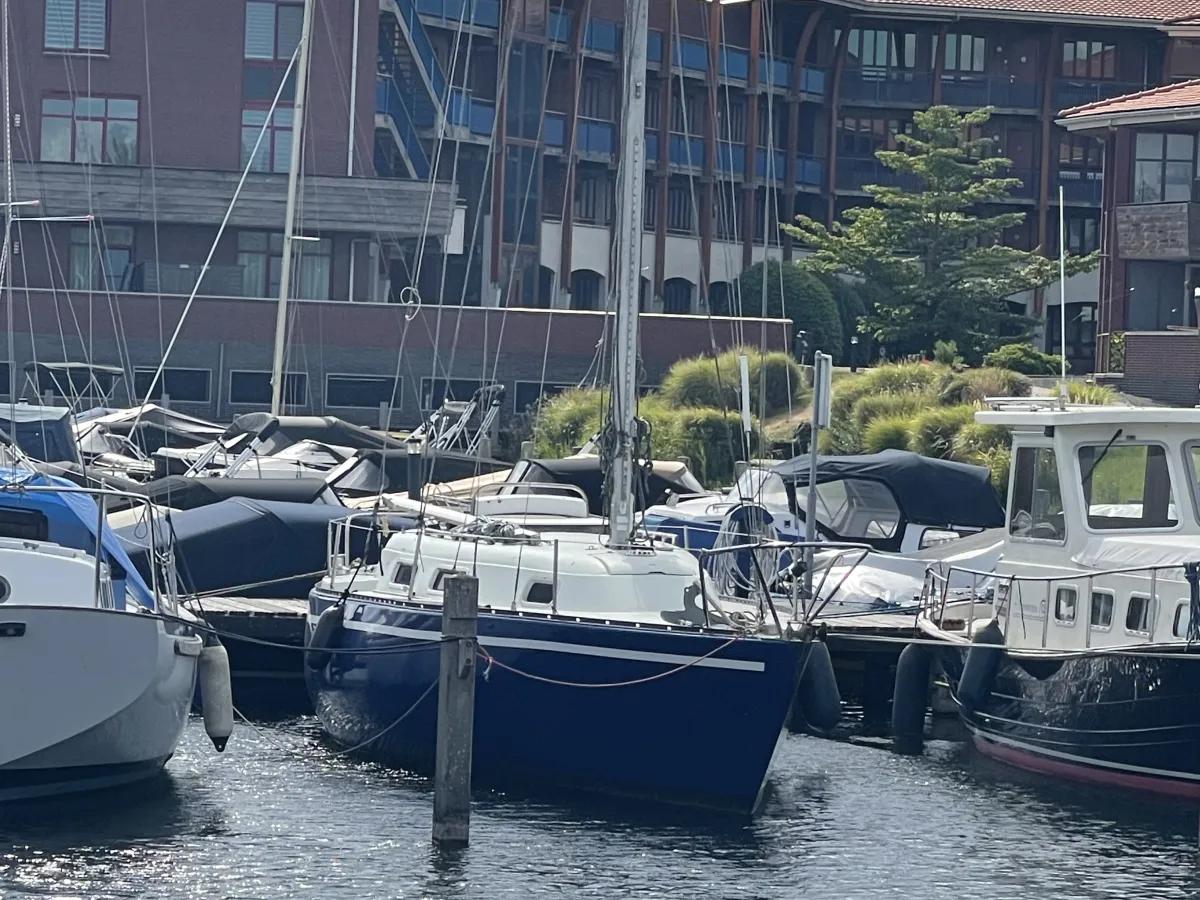 Polyester Sailboat Martin 29