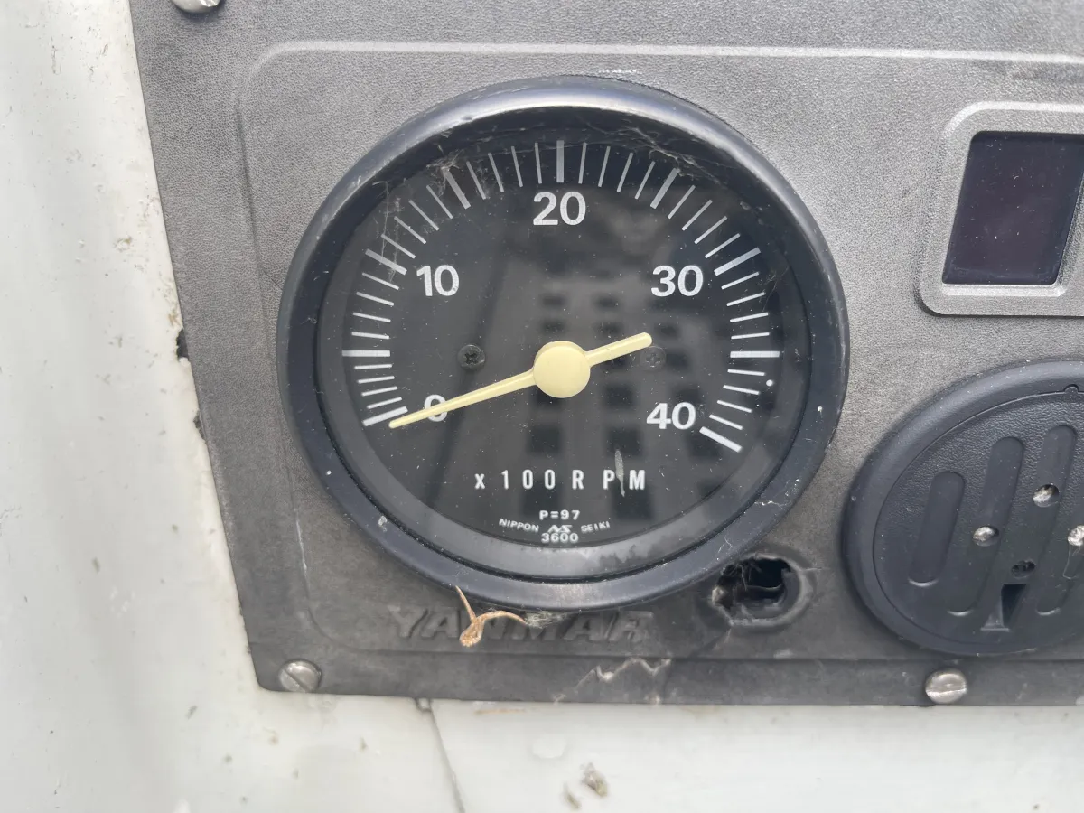 Polyester Sailboat Martin 29