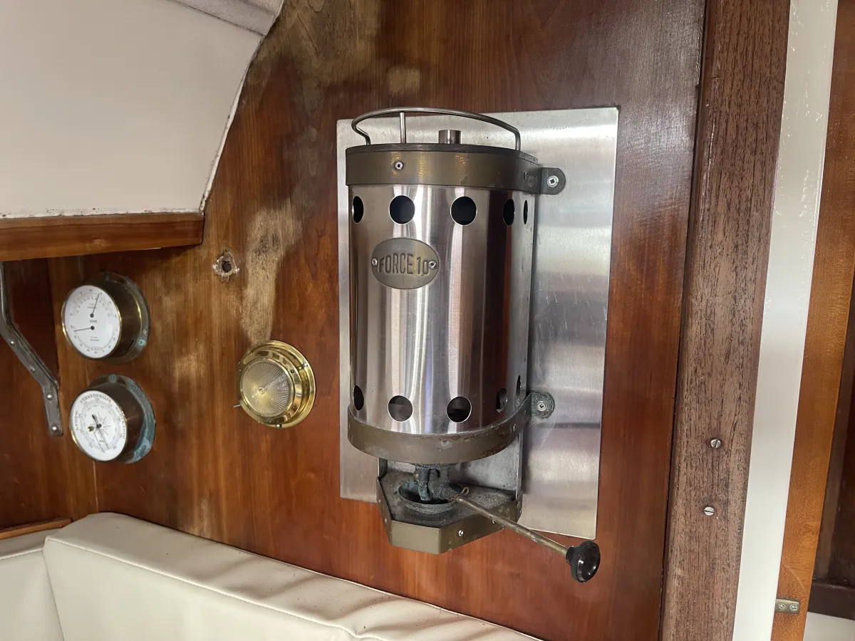 Polyester Sailboat Martin 29