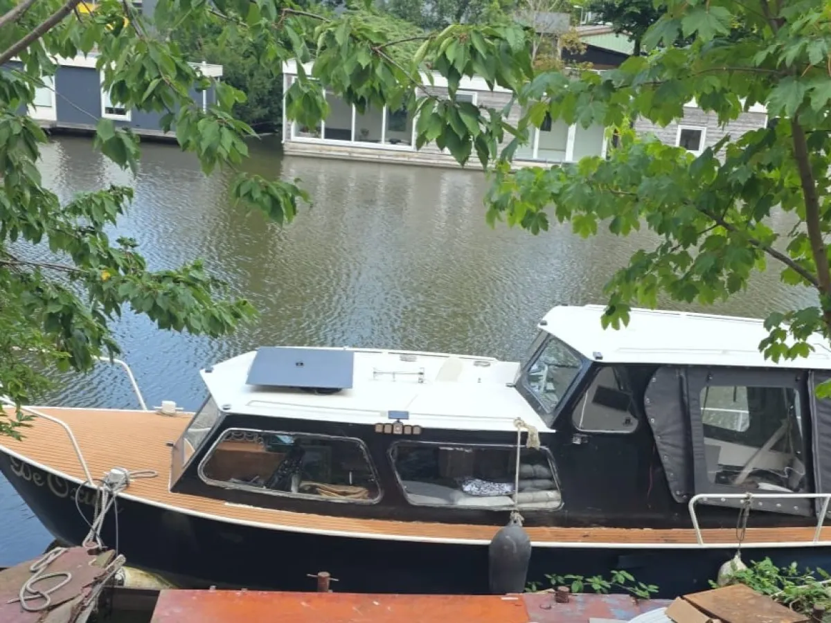 Steel Motorboat Waterland 750
