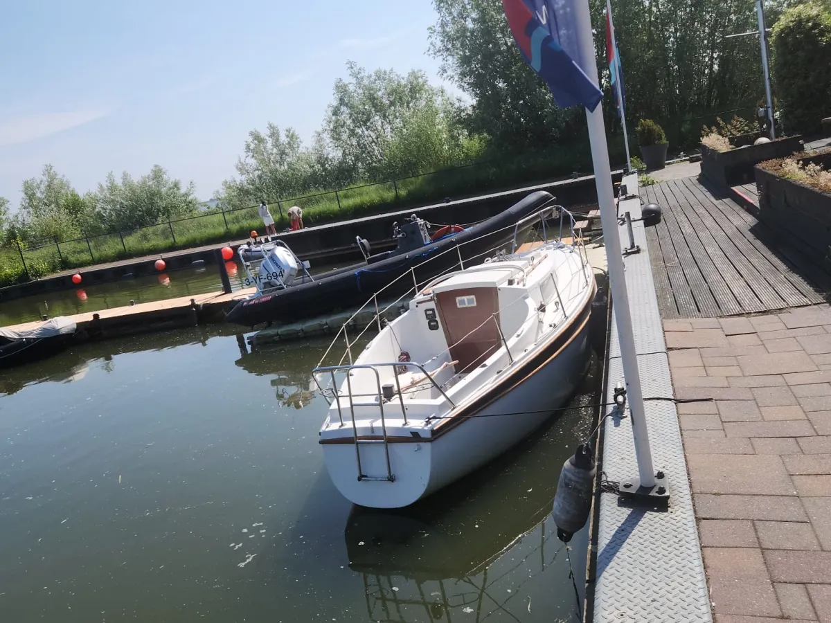 Polyester Sailboat Kievit 680