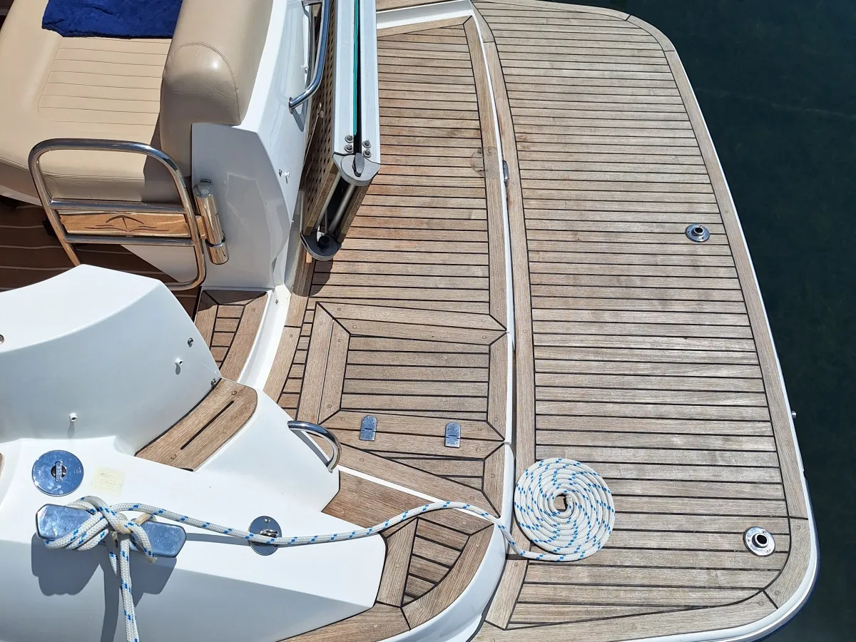 Other material Motorboat Sealine S29