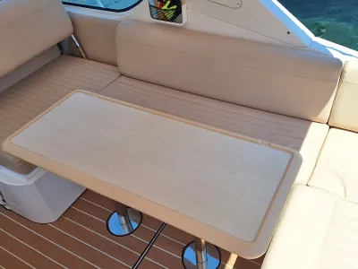 Other material Motorboat Sealine S29 Photo 12