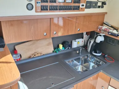 Other material Motorboat Sealine S29 Photo 17