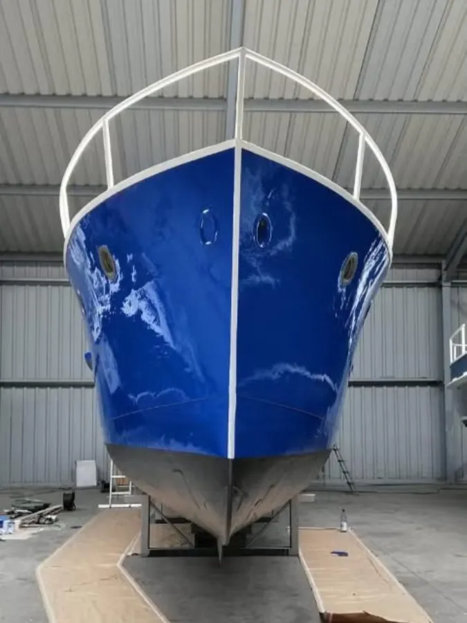Acier Bateau à moteur Bakdekker 1150
