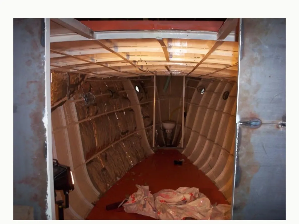 Acier Bateau à moteur Bakdekker 1150