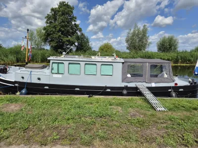 Staal Motorboot Kajuitvlet 1100 Foto 5