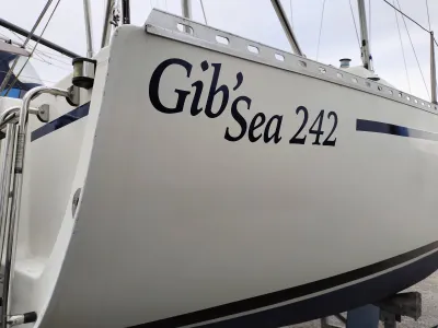 Polyester Segelboot Gib'Sea 242 Foto 1