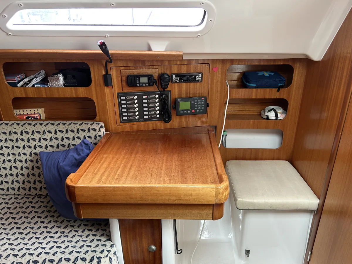 Polyester Zeilboot Dufour 30 Classic