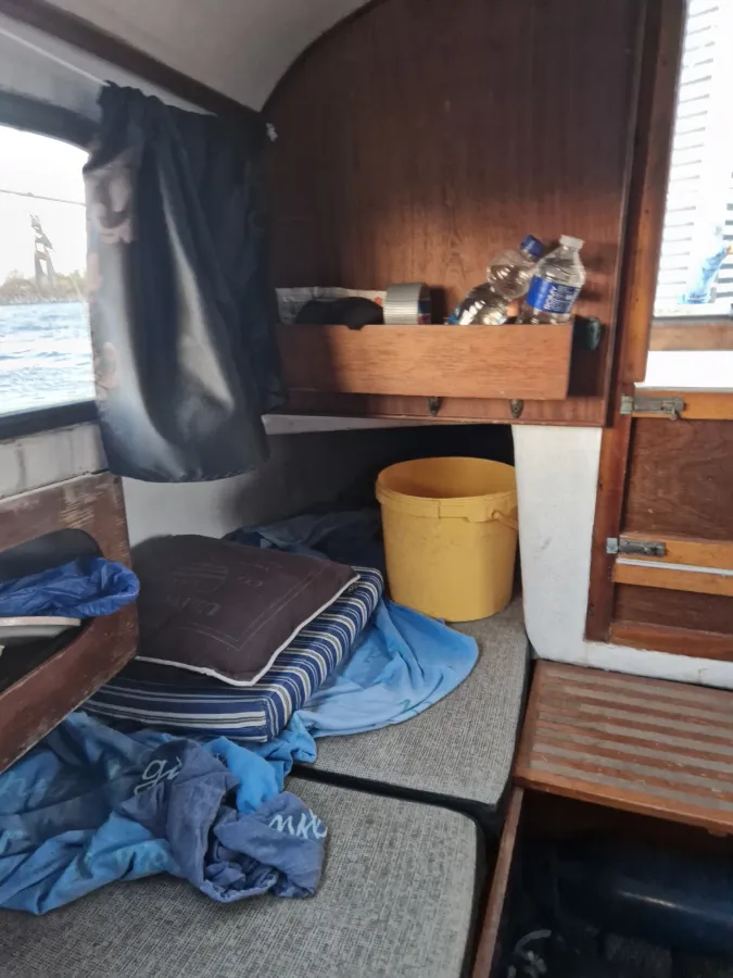 Polyester Sailboat Compromis 720