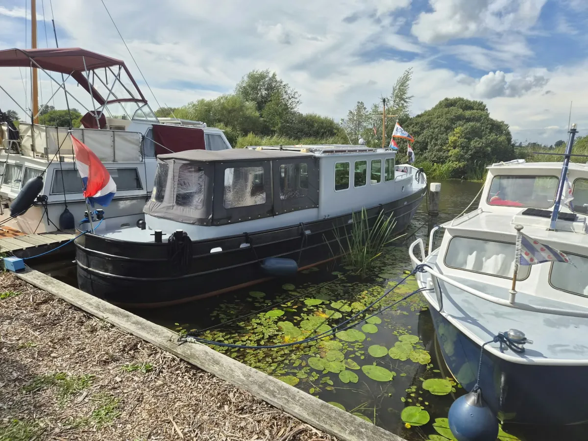 Staal Motorboot Kajuitvlet 1100