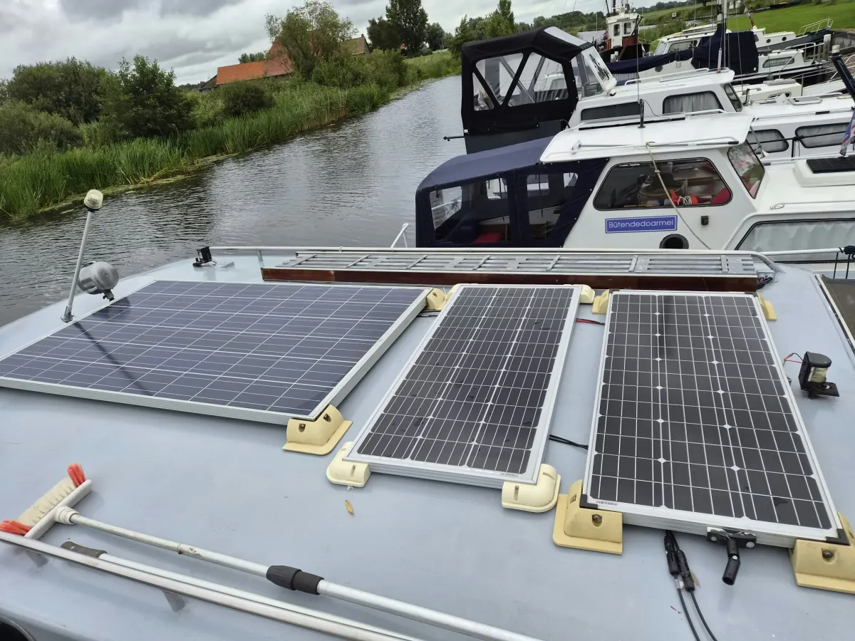 Staal Motorboot Kajuitvlet 1100