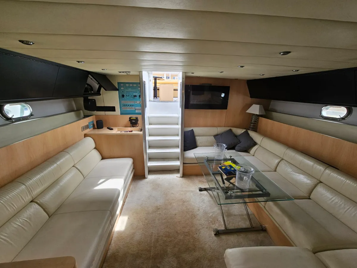 Polyester Bateau à moteur Technomar Cobra 62