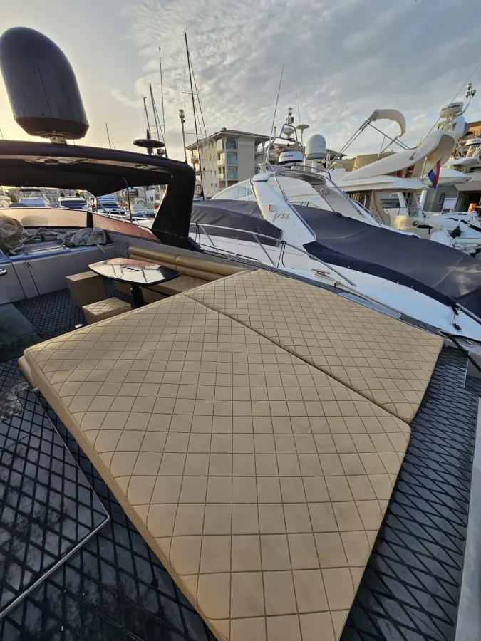 Polyester Bateau à moteur Technomar Cobra 62