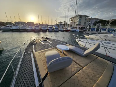 Polyester Bateau à moteur Technomar Cobra 62 Photo 17