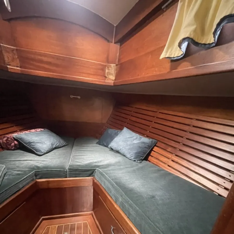 Staal Zeilboot Huisman 1100