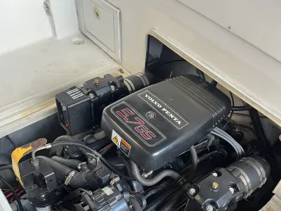 Polyester Speedboat Baha 257 Photo 8