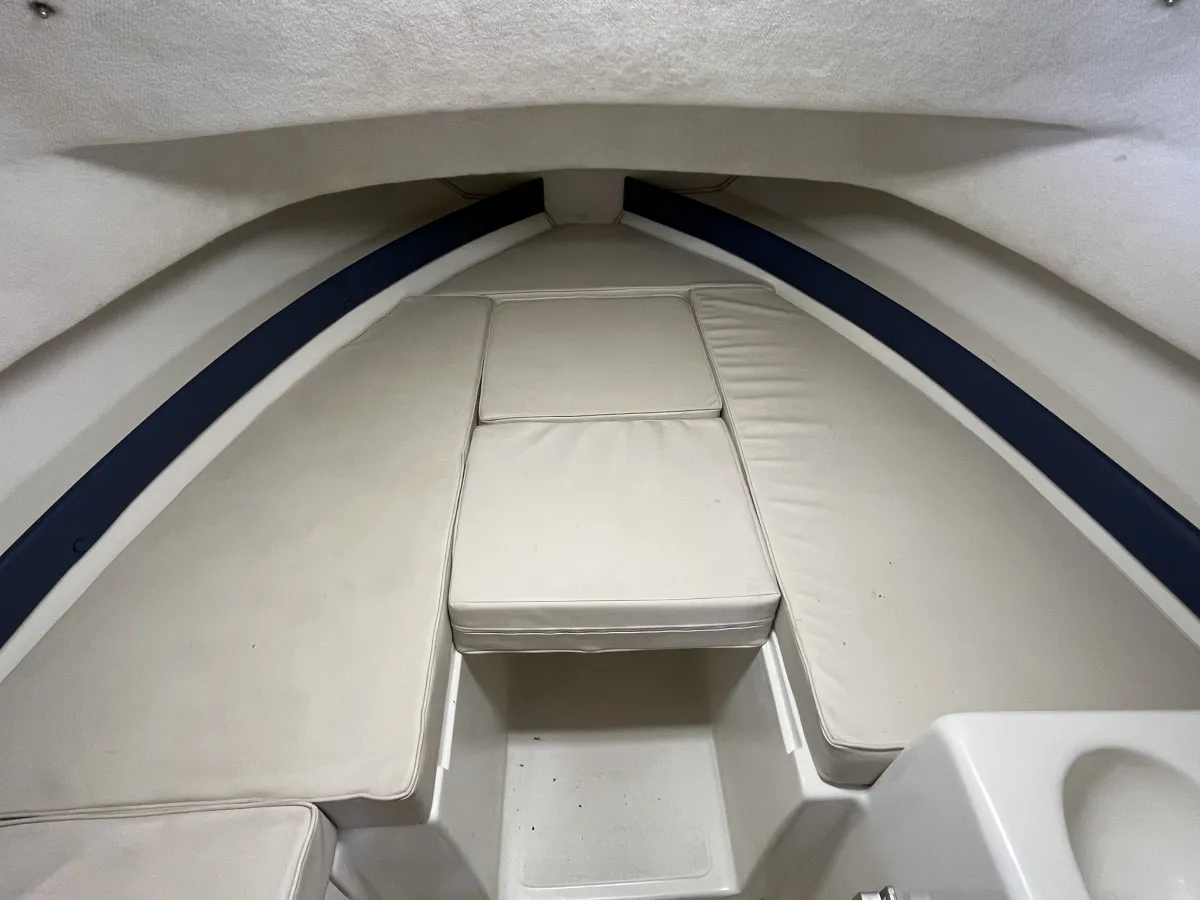 Polyester Speedboat Baha 257