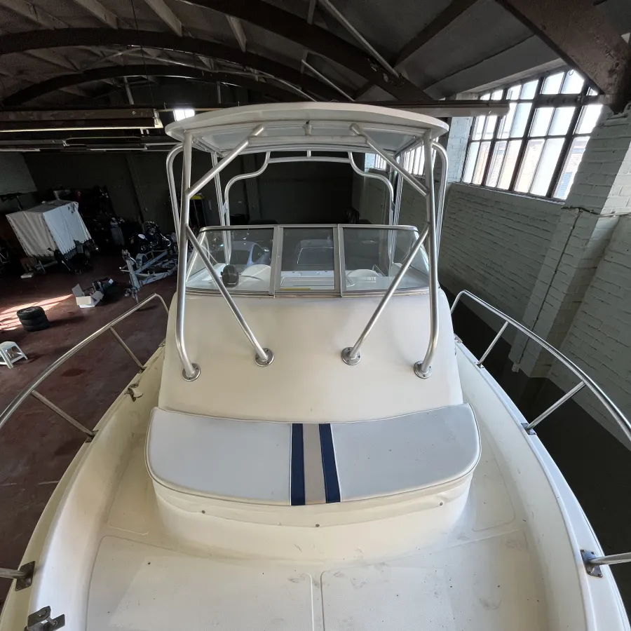 Polyester Speedboat Baha 257