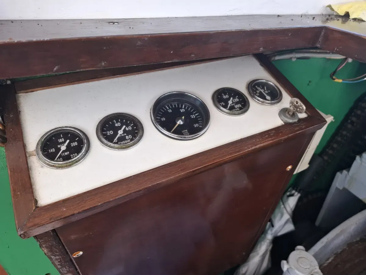 Steel Motorboat fishing trawler 2304