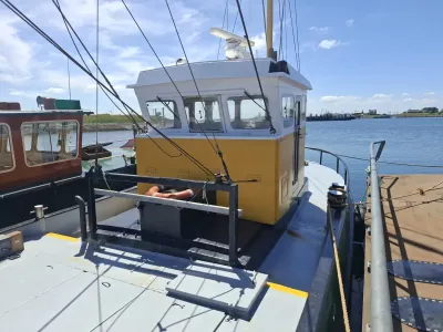Steel Motorboat fishing trawler 2304 Photo 26