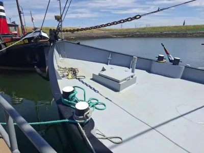 Steel Motorboat fishing trawler 2304 Photo 27