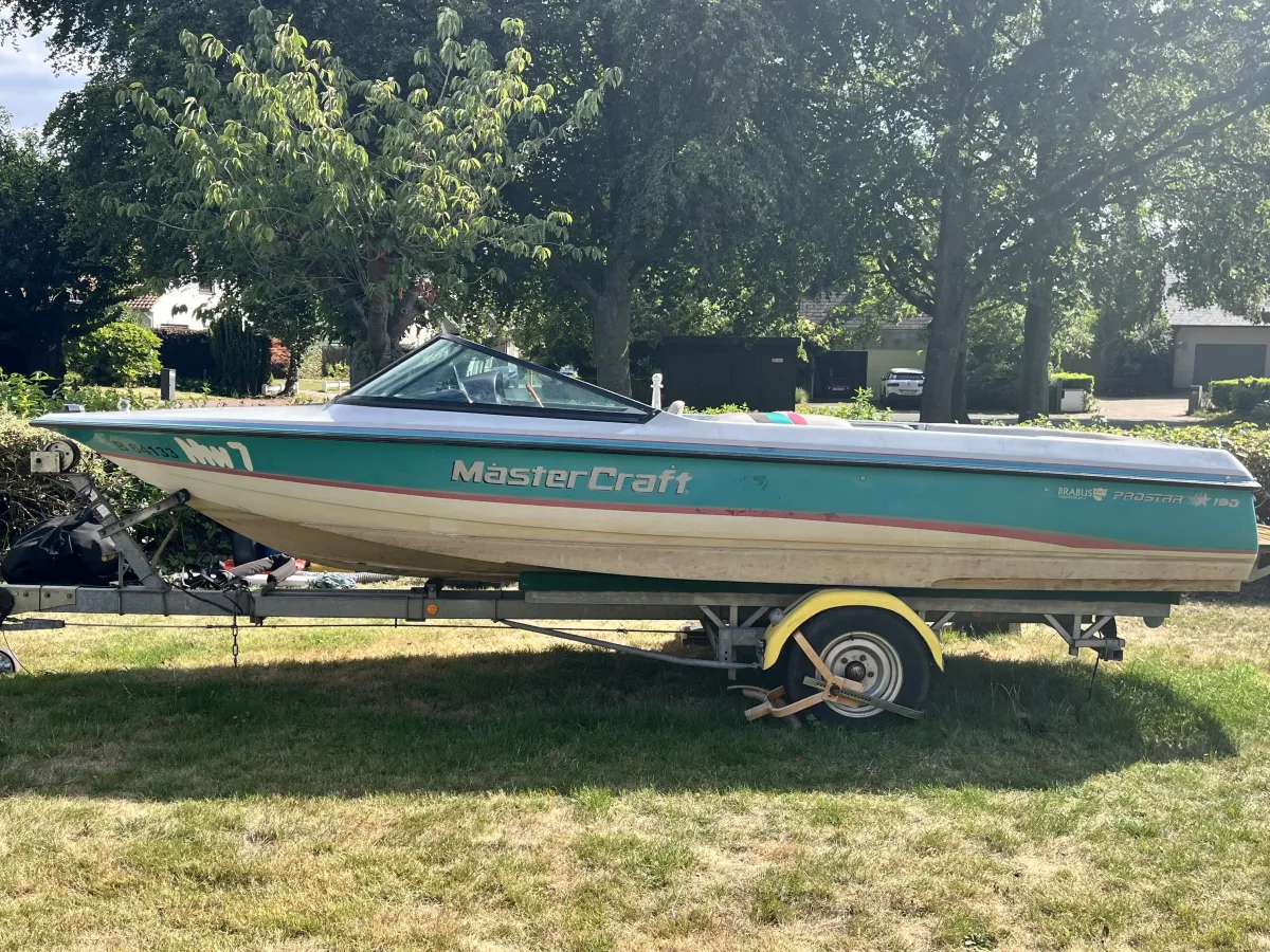 Polyester Speedboot Mastercraft Prostar 190