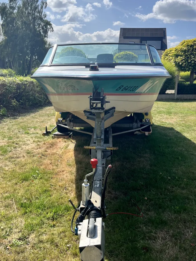 Polyester Speedboot Mastercraft Prostar 190