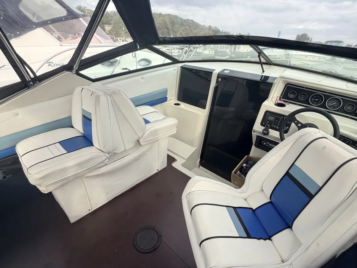 Polyester Bateau rapide Wellcraft 233 Eclipse
