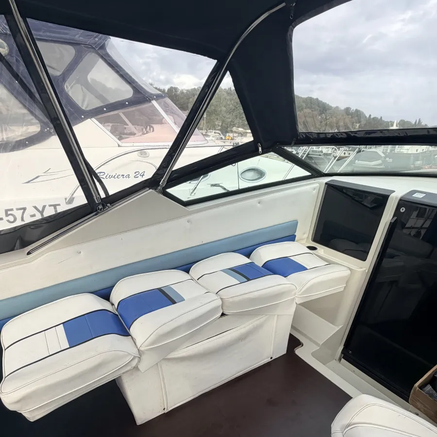 Polyester Bateau rapide Wellcraft 233 Eclipse