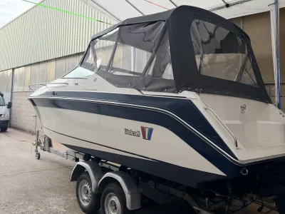 Polyester Bateau rapide Wellcraft 233 Eclipse Photo 24
