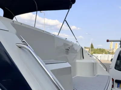Polyester Bateau rapide Wellcraft 233 Eclipse Photo 28