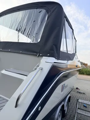 Polyester Bateau rapide Wellcraft 233 Eclipse Photo 39