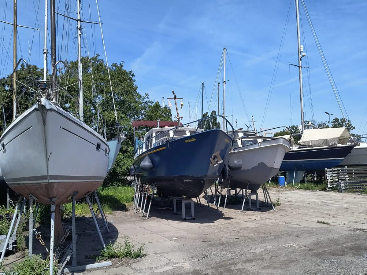 Staal Motorboot De Alm Kruiser