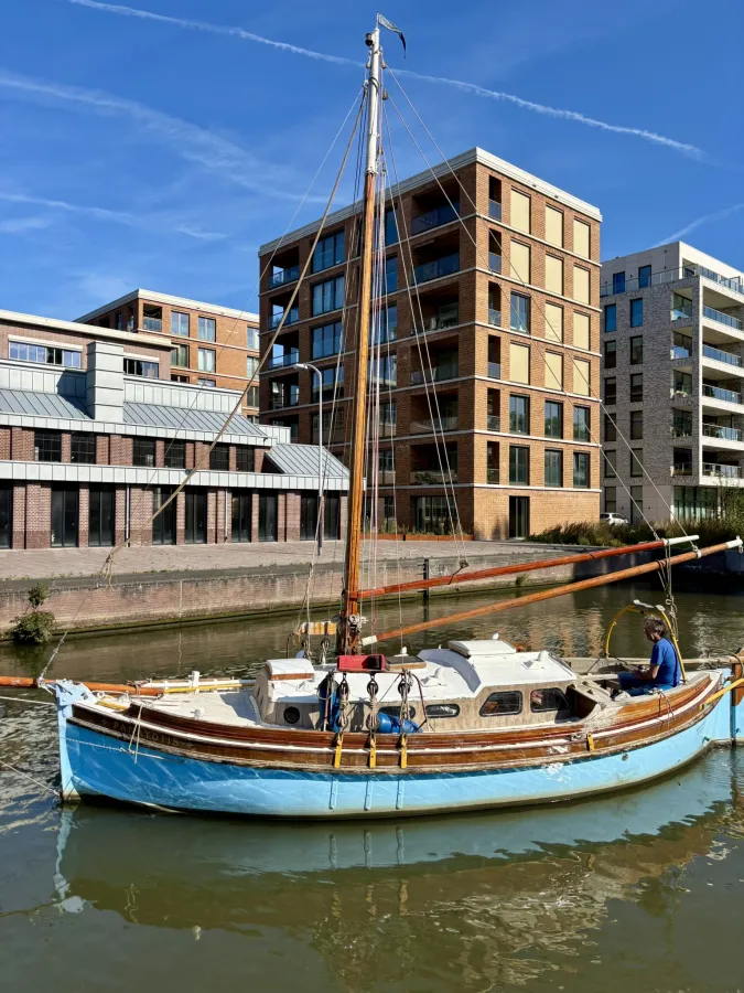 Wood Sailboat Hugh McLean & Sons Ltd Gaffelsloep