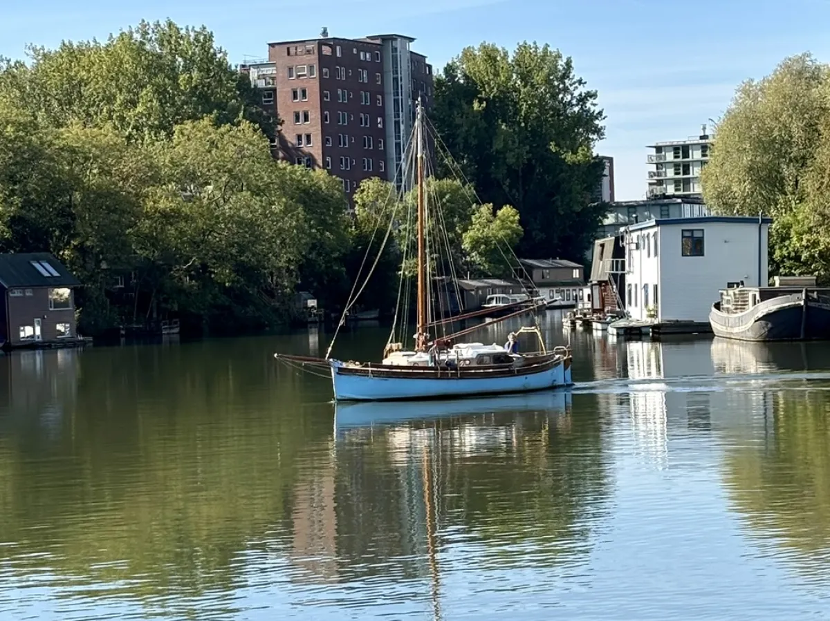 Wood Sailboat Hugh McLean & Sons Ltd Gaffelsloep