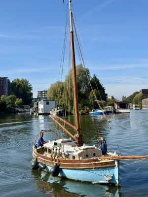 Wood Sailboat Hugh McLean & Sons Ltd Gaffelsloep Photo 17