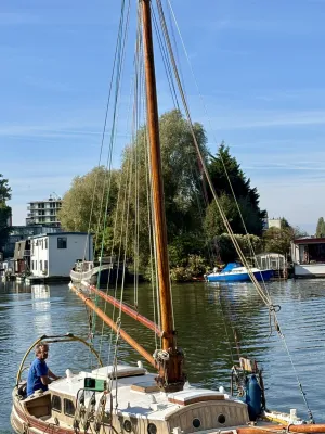 Wood Sailboat Hugh McLean & Sons Ltd Gaffelsloep Photo 18