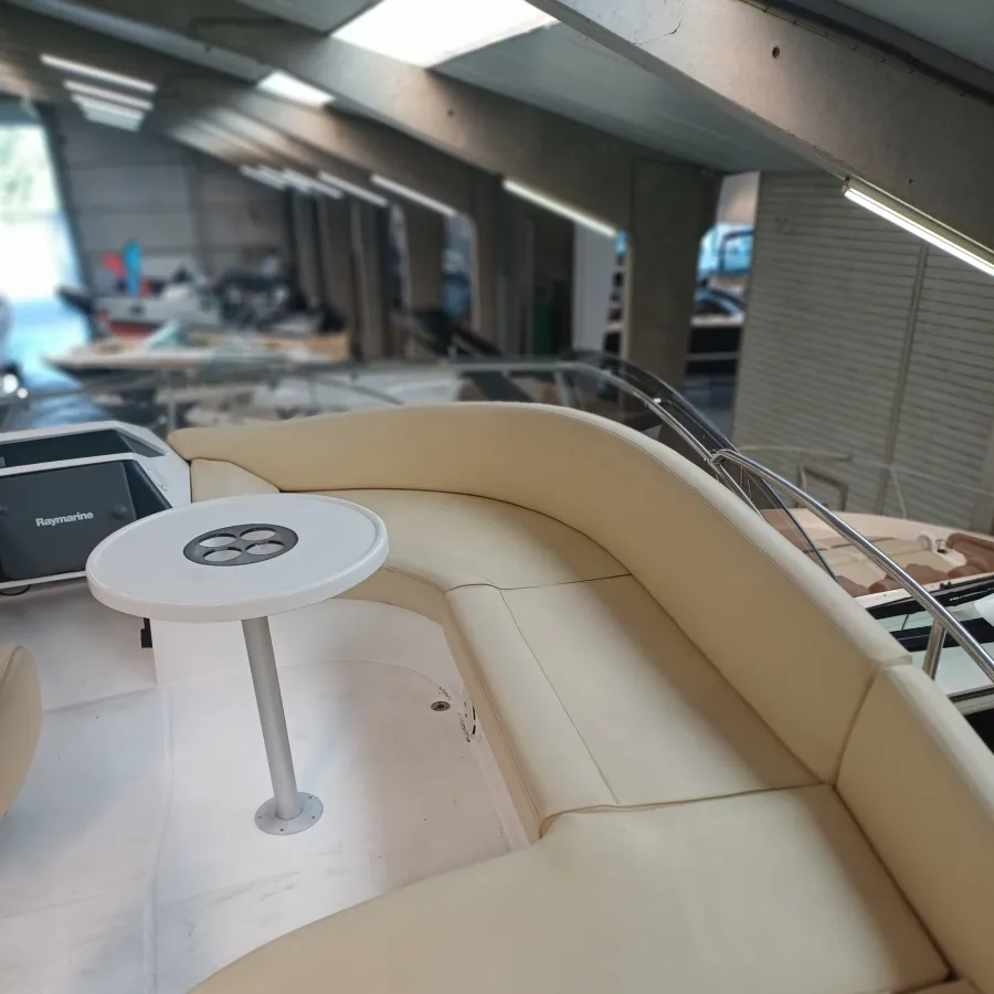 Polyester Bateau à moteur Galeon 390 FLY