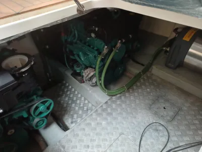 Polyester Bateau à moteur Galeon 390 FLY Photo 17