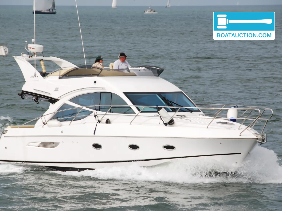 Thumbnail - Galeon 390 FLY