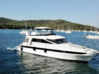 Polyester Motorboot Piantoni 53 Flybridge Foto 1