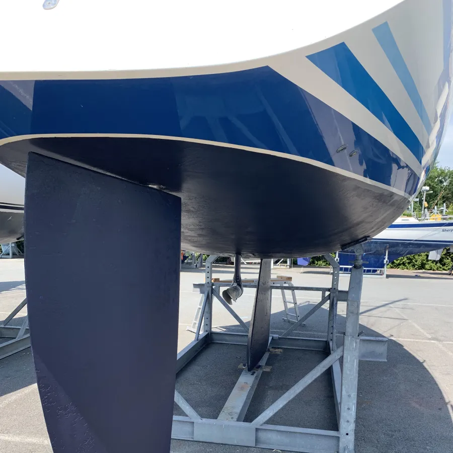 Polyester Voilier Winner 950