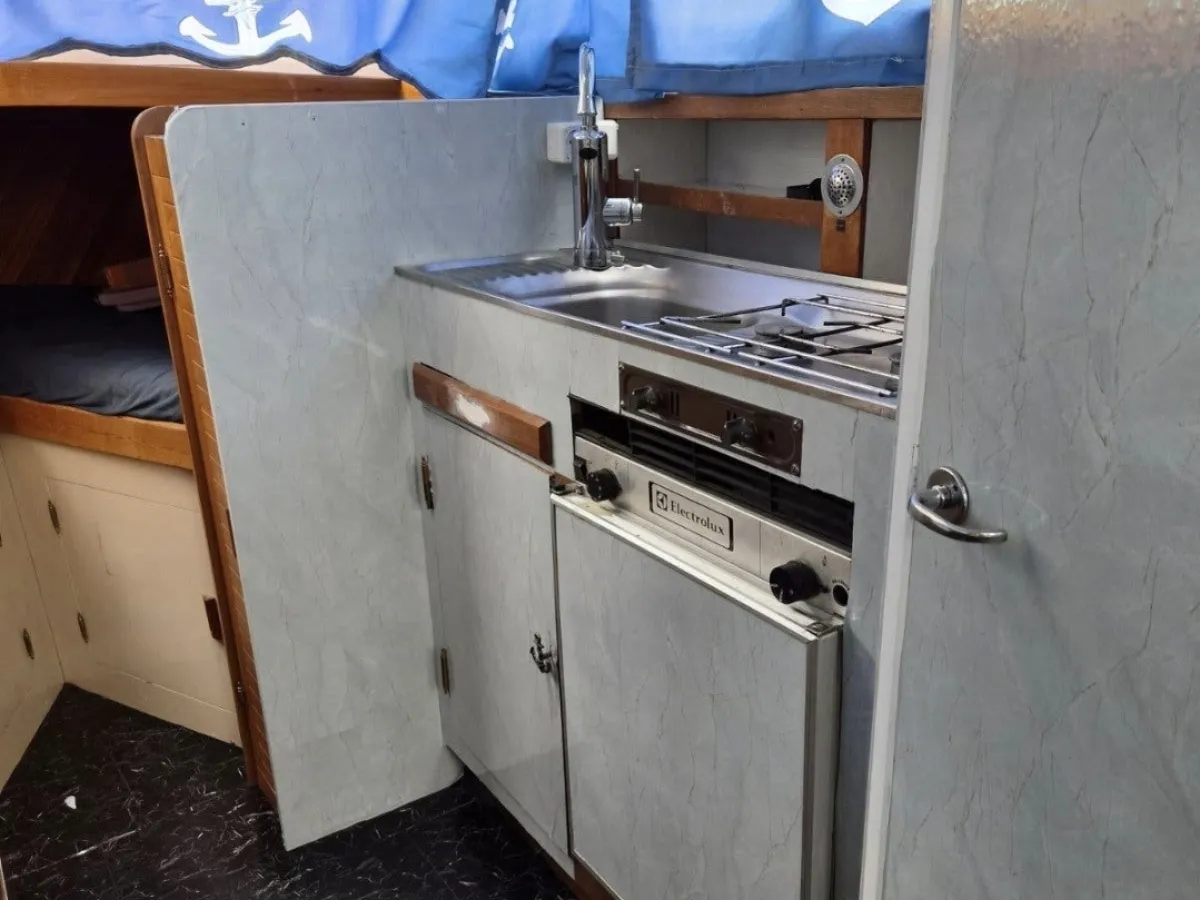 Staal Motorboot Motorkruiser 900