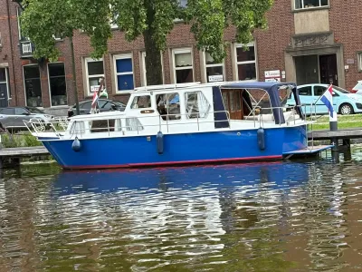 Motorboat 1050