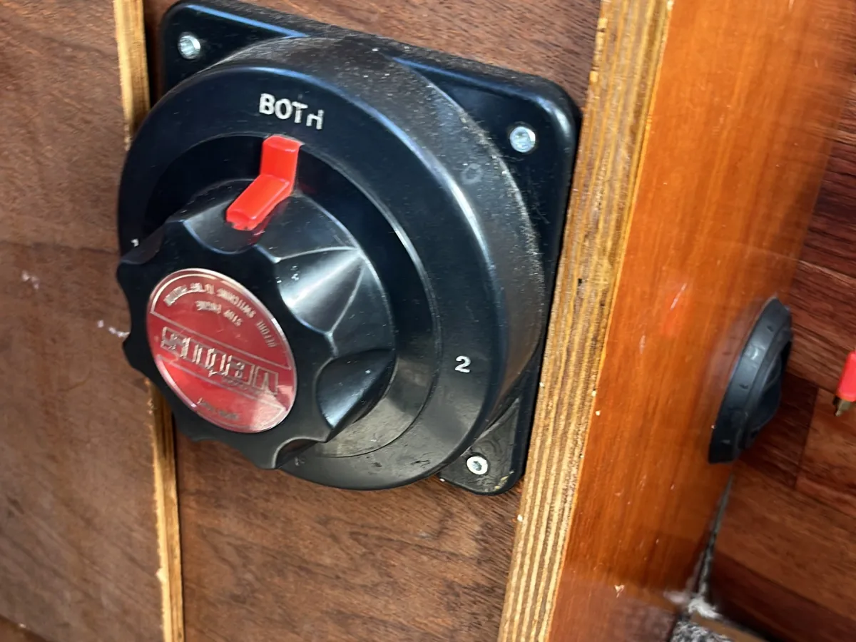 Acier Bateau à moteur Succeskruiser 900