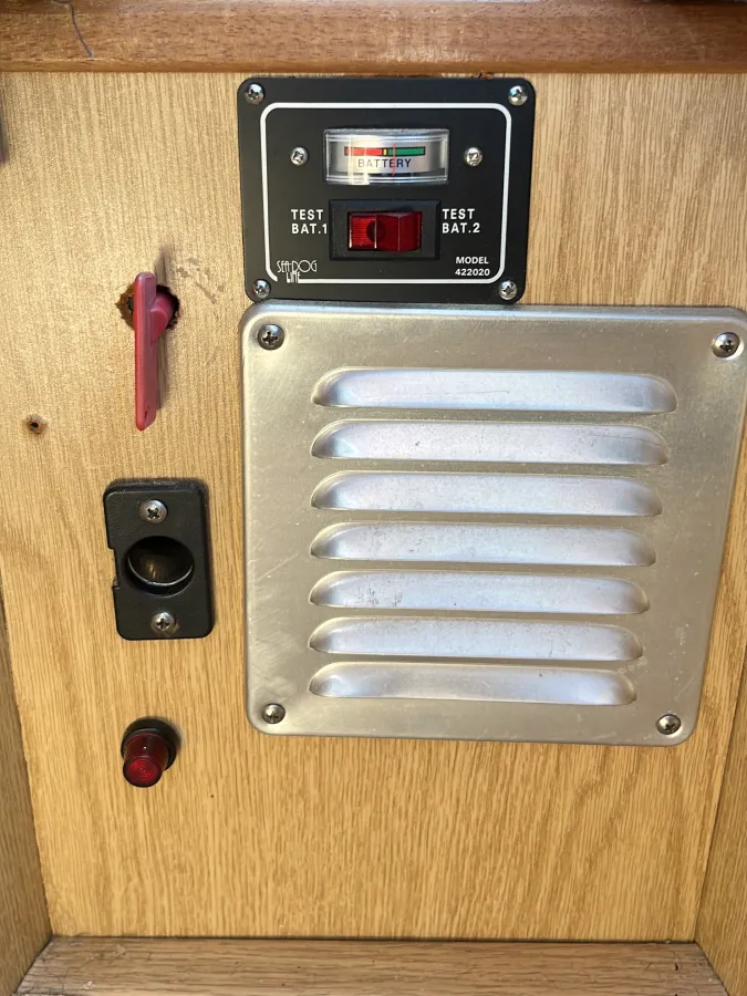 Acier Bateau à moteur Succeskruiser 900