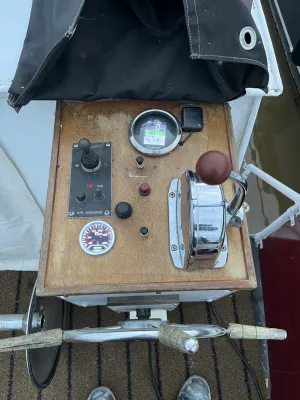Acier Bateau à moteur Succeskruiser 900 Photo 4