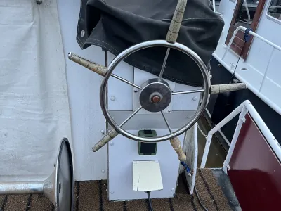 Acier Bateau à moteur Succeskruiser 900 Photo 3